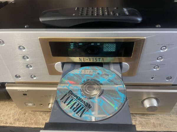 Musical Fidelity NuVista 3D face cd out