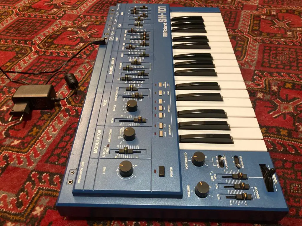 Roland sh101 1986